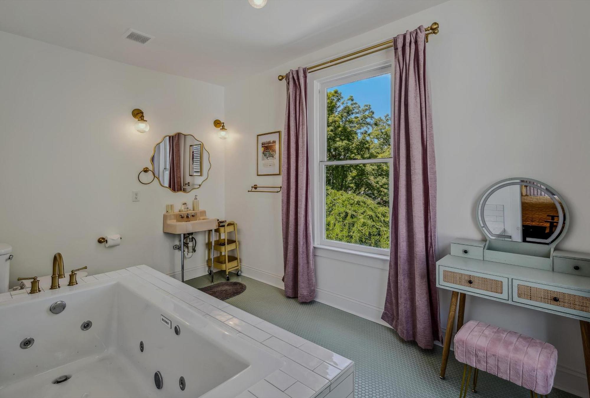 The Grand Castalian Inn Bed And Breakfast Berkeley Springs Exteriér fotografie