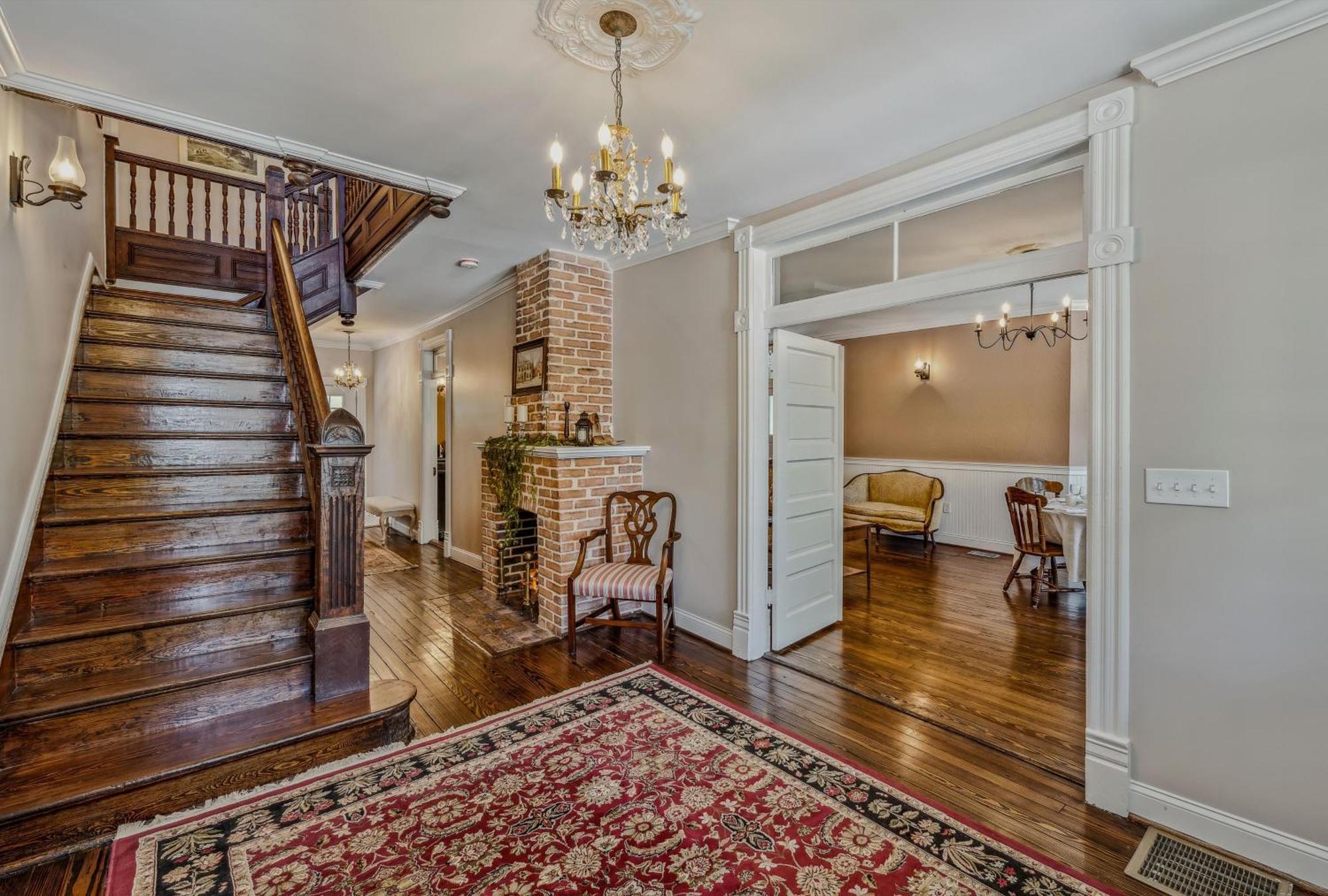 The Grand Castalian Inn Bed And Breakfast Berkeley Springs Exteriér fotografie